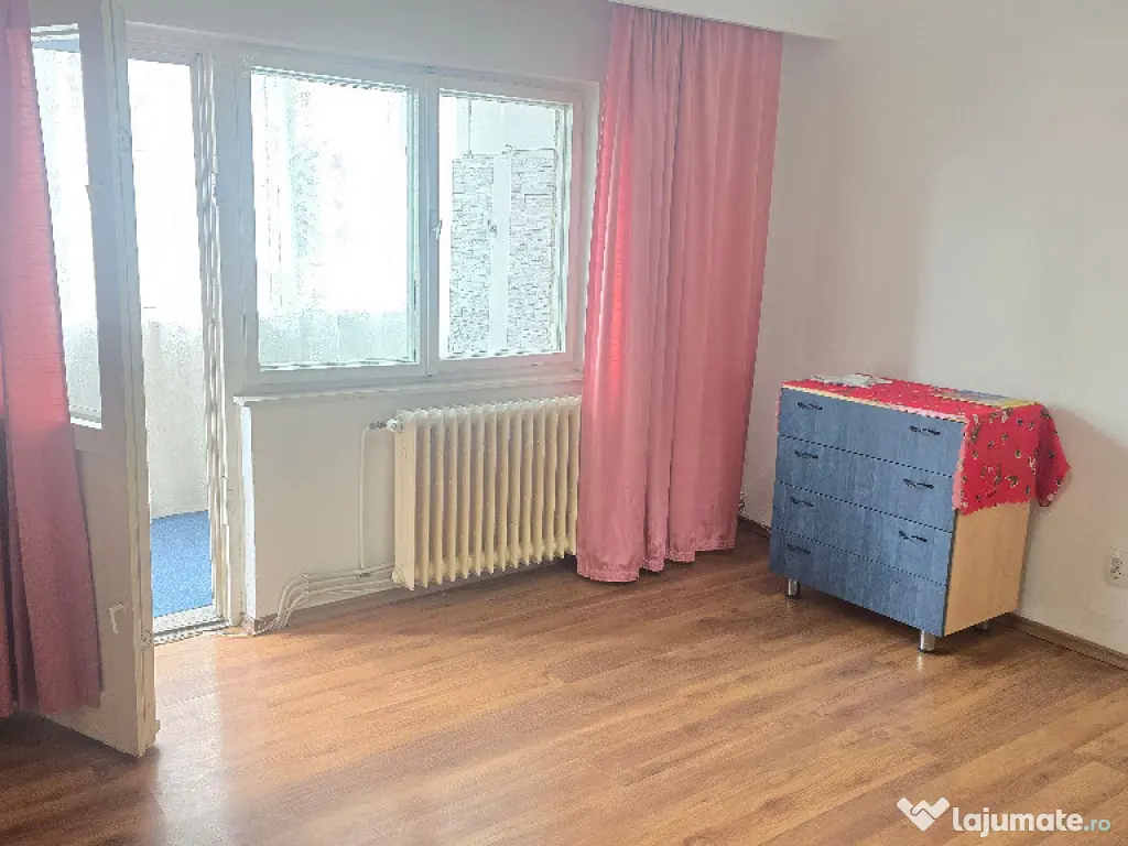 Vand apartament 3 camere Deva, ultracentrală Lido-Casa de Pensii, et 2 