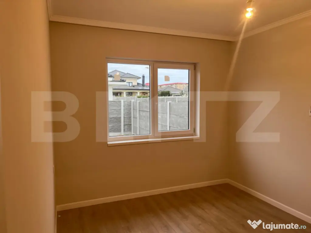 Casa individuala Oradea, zona linistita, cu gard imprejmuire 