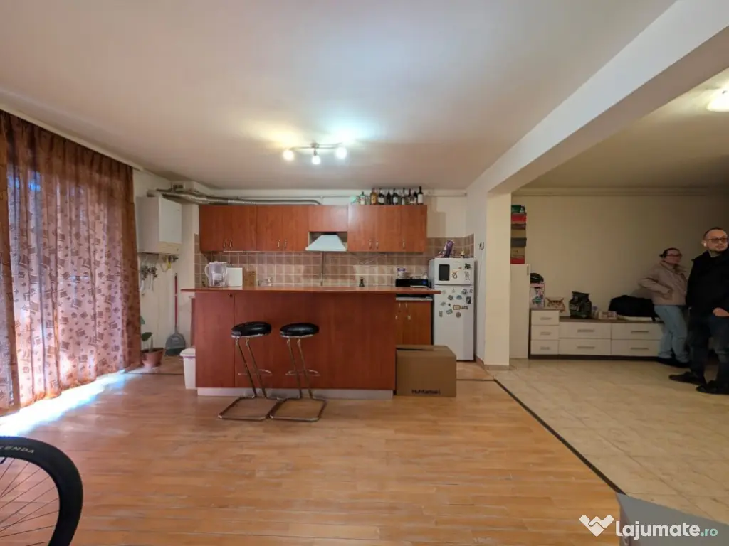 Ap. 3 camere/79mp utili/parter inalt/parcare/cartier Buna Ziua 