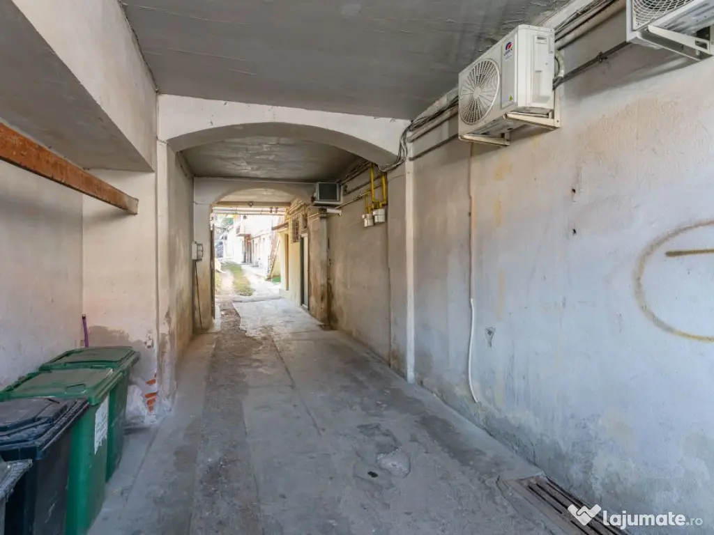 Clădire de vânzare în Brașovul Vechi | 16 camere | Po... 