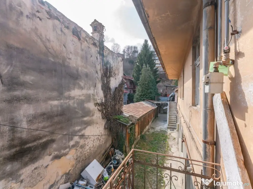 Clădire de vânzare în Brașovul Vechi | 16 camere | Po... 