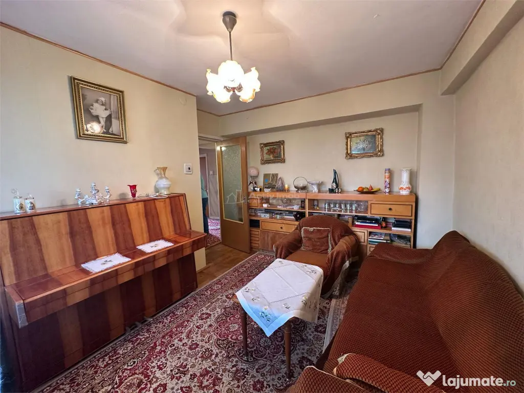 Resita, Apart.3 cam. cf.1.Decom. Ultracentral