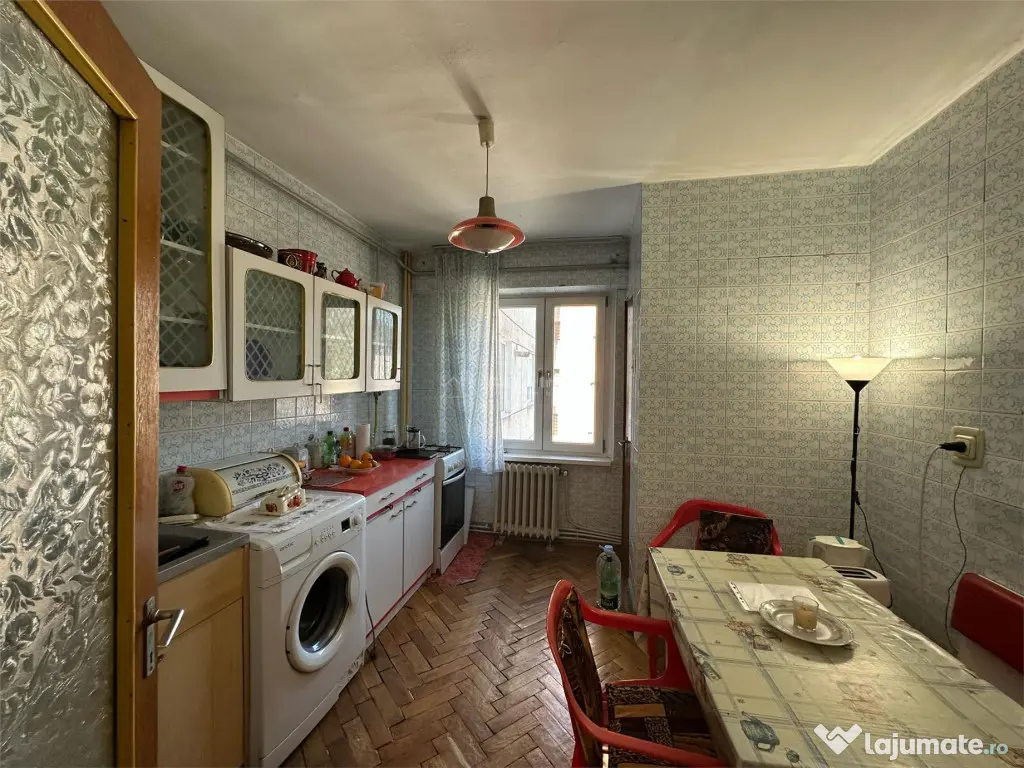 Resita, Apart.3 cam. cf.1.Decom. Ultracentral