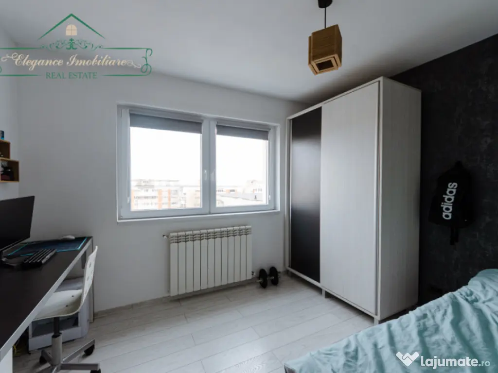 Apartament cu 3 camere , zona Lebăda Arad 