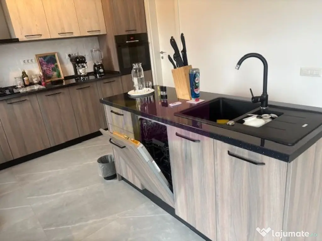 Vila duplex Otopeni- 23 August. 