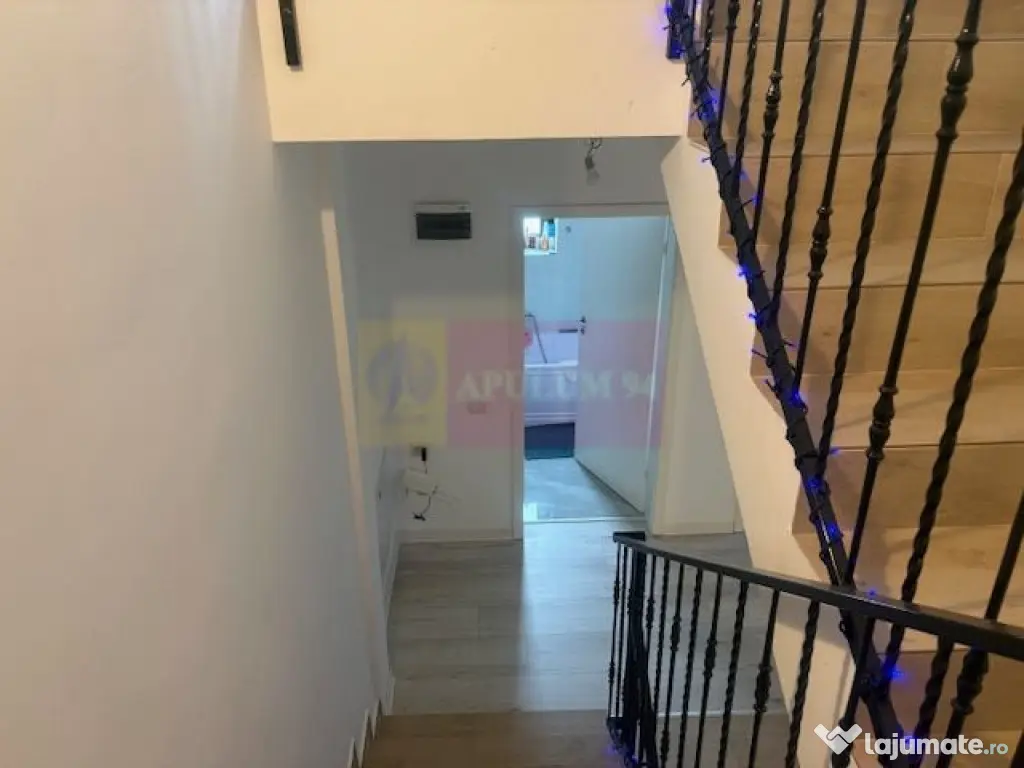 Vila duplex Otopeni- 23 August. 