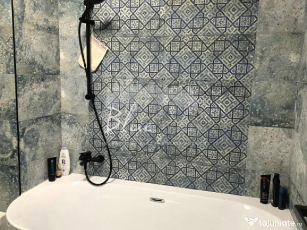 Apartament 3 camere în Mamaia-locuinta noua langa plaja 