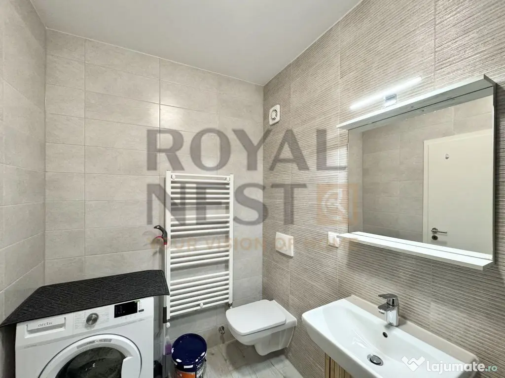 Inchiriez apartament cu 2 camere in Avantgarden3