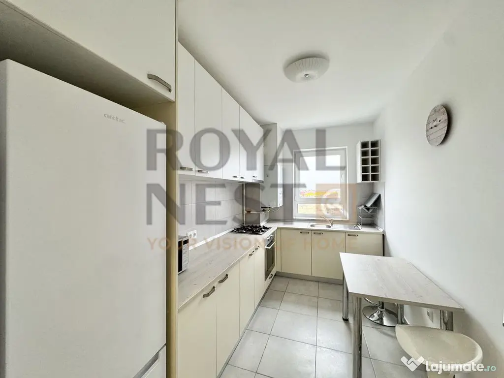 Inchiriez apartament cu 2 camere in Avantgarden3