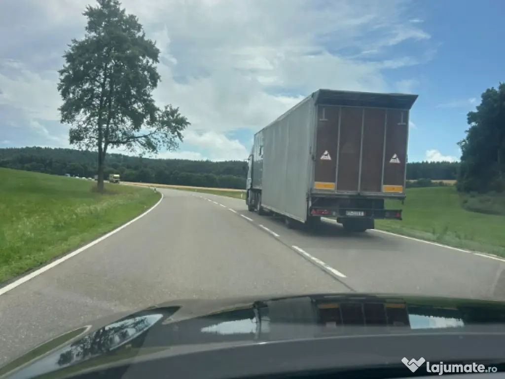 Semiremorcă transport animale + rulotă OMOLOGATA (SCHMITZ KRONE KOGEL) 