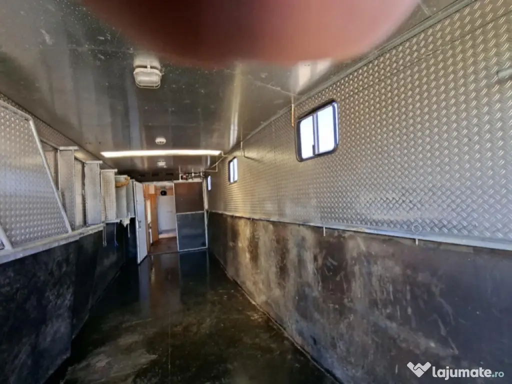 Semiremorcă transport animale + rulotă OMOLOGATA (SCHMITZ KRONE KOGEL) 