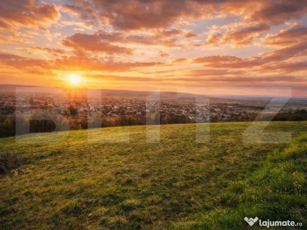 Teren generos 1355 mp în zonă foarte bună – liniște, s 