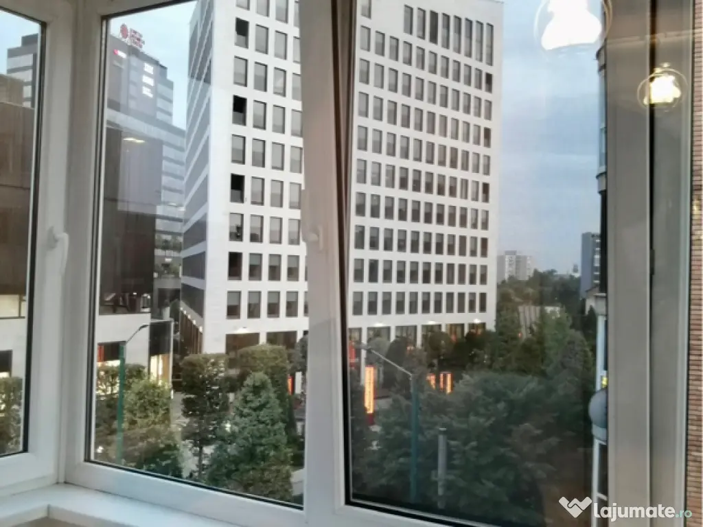 Proprietar 2 camere Iulius Mall 