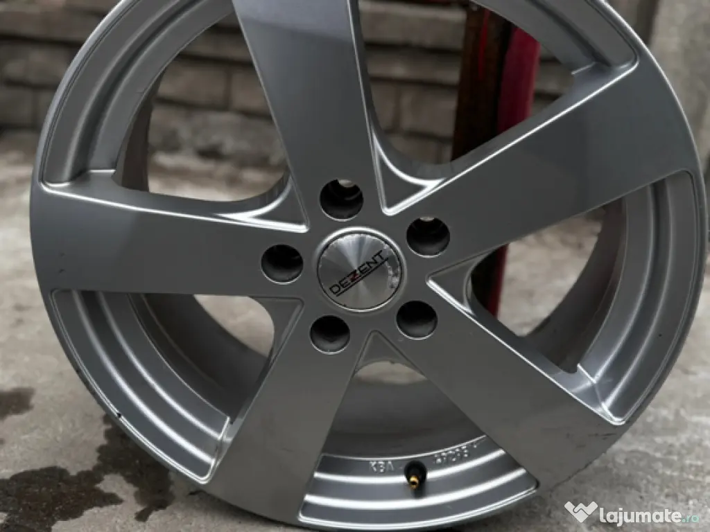Vând Jante DEZENT R17 