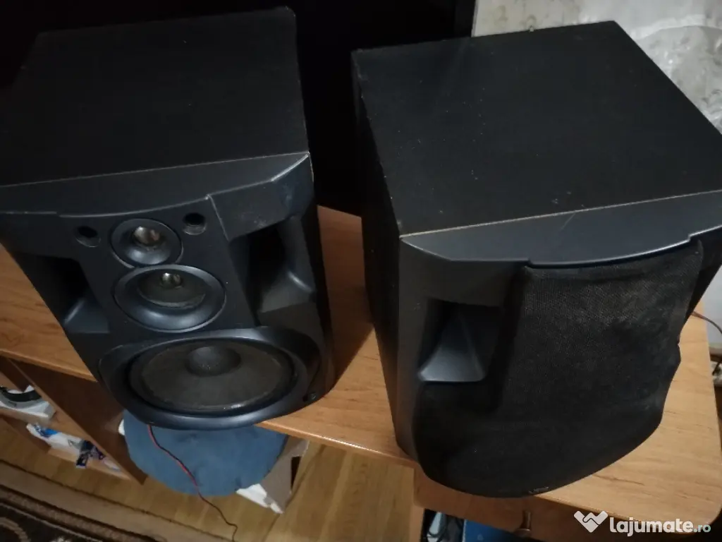 Boxe JVC de 80W pe 6 ohmi Hi-Fi 