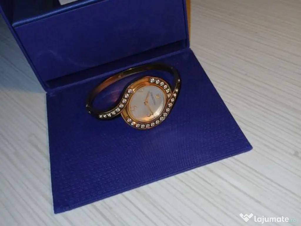 Ceas tip bratara Swarovski Lovely Crystals 