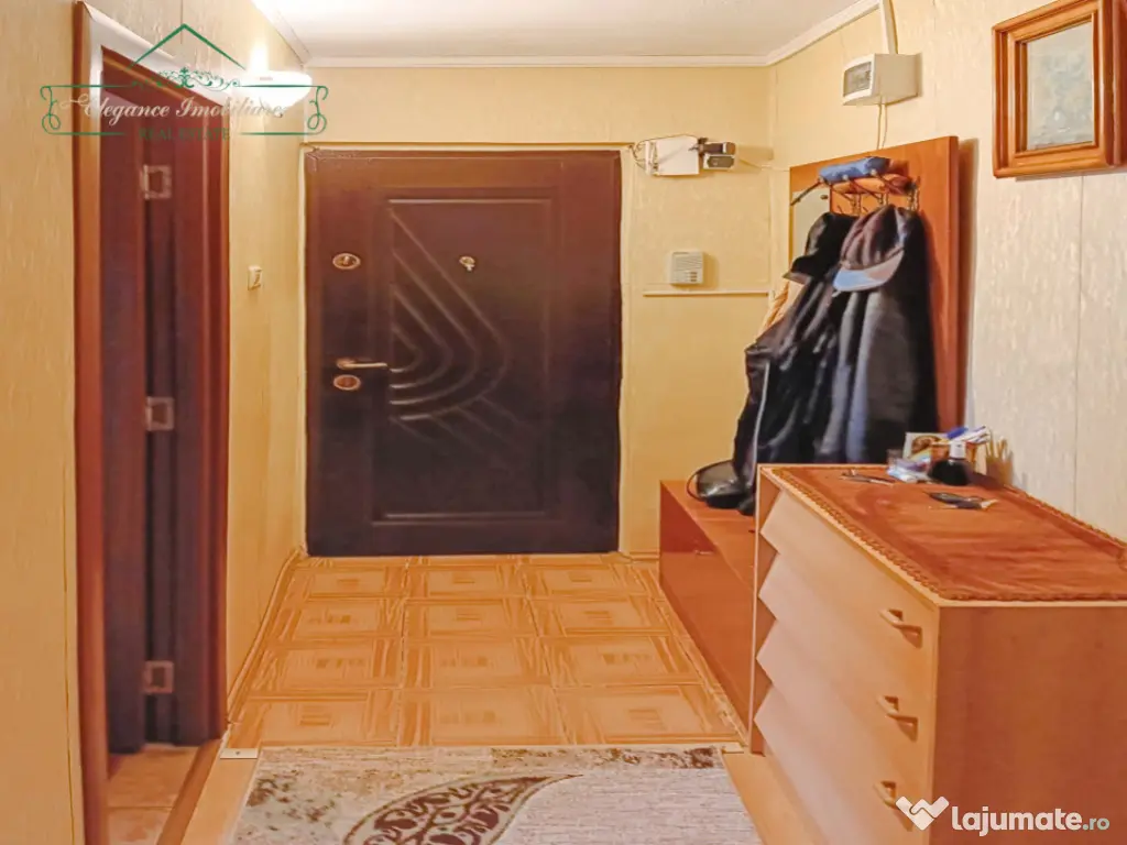 Apartament cu 3 camere si centrala proprie, zona 500 Micalac 