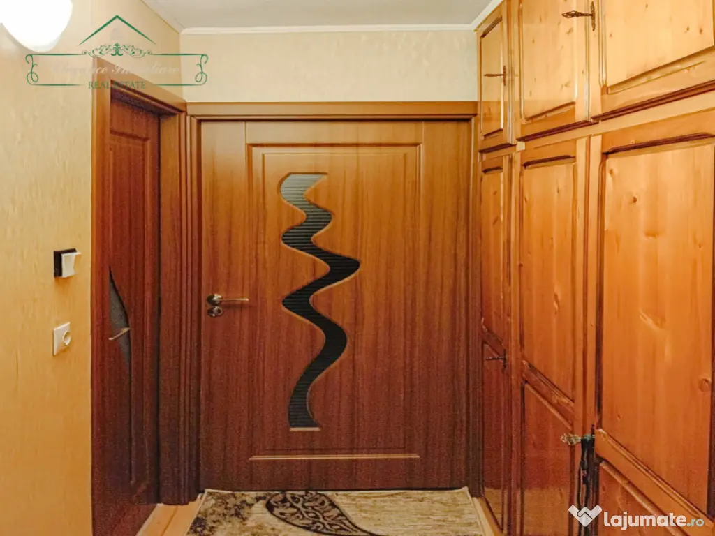 Apartament cu 3 camere si centrala proprie, zona 500 Micalac 