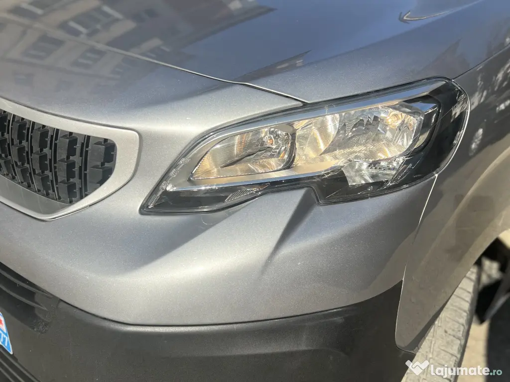 Vând Peugeot expert 
