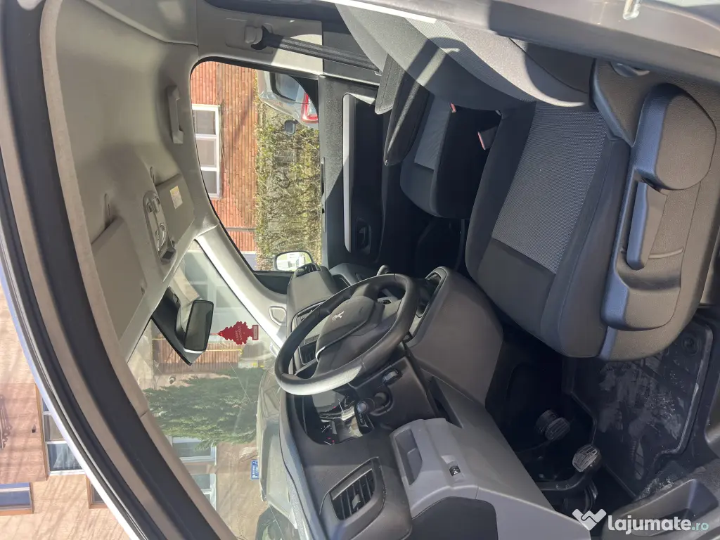 Vând Peugeot expert 