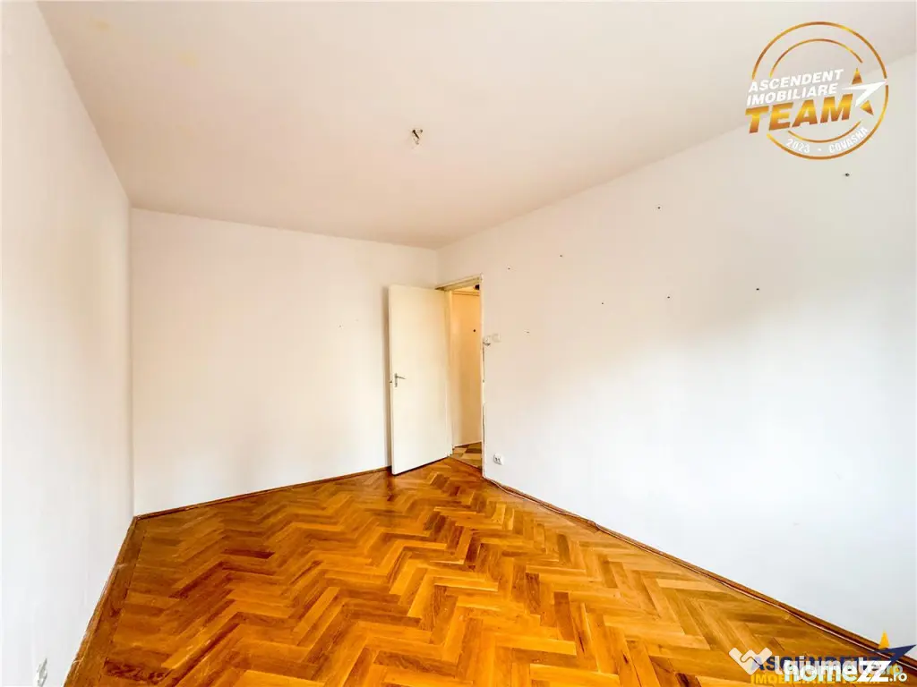 3D FILM! Apartament 3 camere,etaj 2, areal apreciabil, Simer 