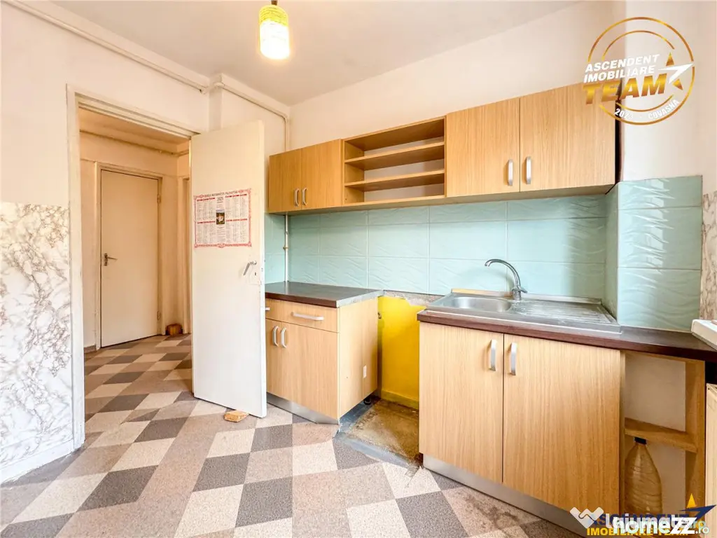 3D FILM! Apartament 3 camere,etaj 2, areal apreciabil, Simer 