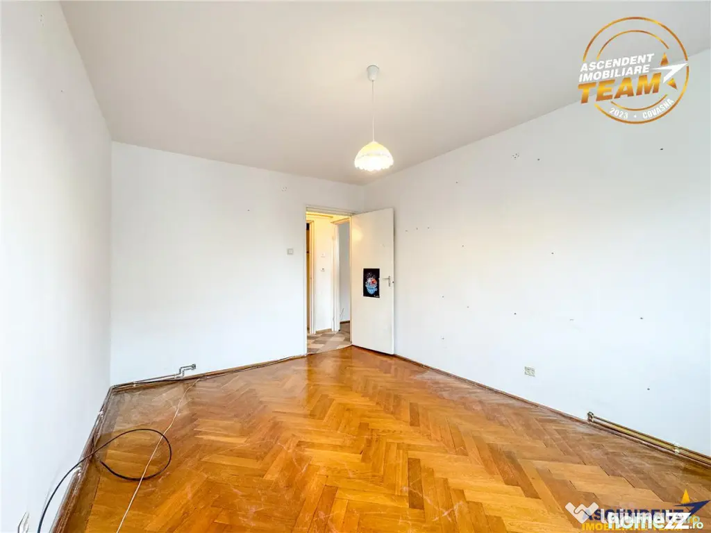 3D FILM! Apartament 3 camere,etaj 2, areal apreciabil, Simer 
