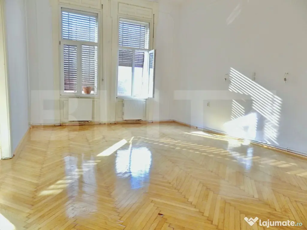 Apartament 4 camere, 141 mp utili, zona Traian 