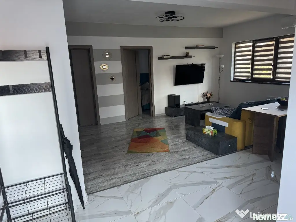 Apartament tip casa si curte privata 75 mp | 2 camere | parcare