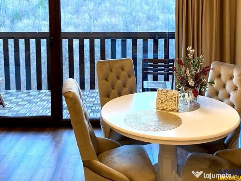 Vedere impresionanta, 3 camere,2 bai, Tampa Garden, Brasov 