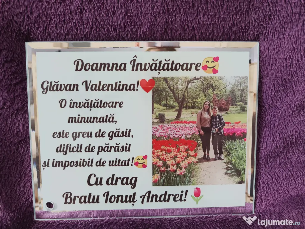 Tablou de sticla personalizat cu poza si text 