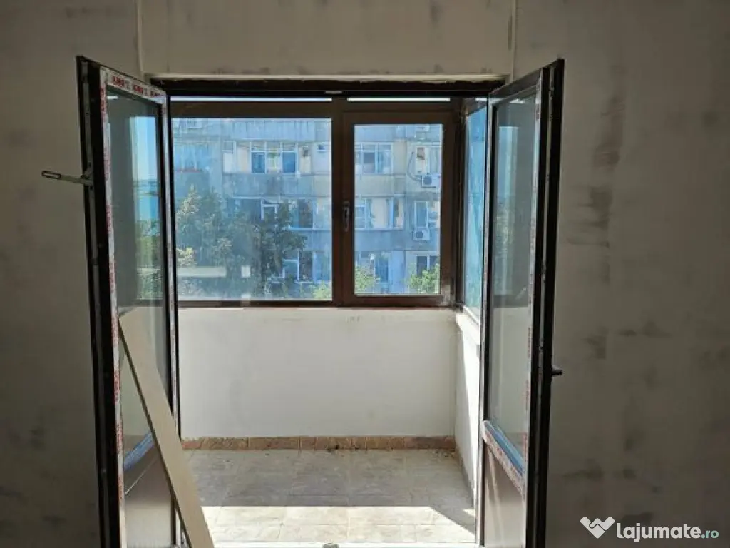 Vanzare - 2 camere, P-uri - Faleza