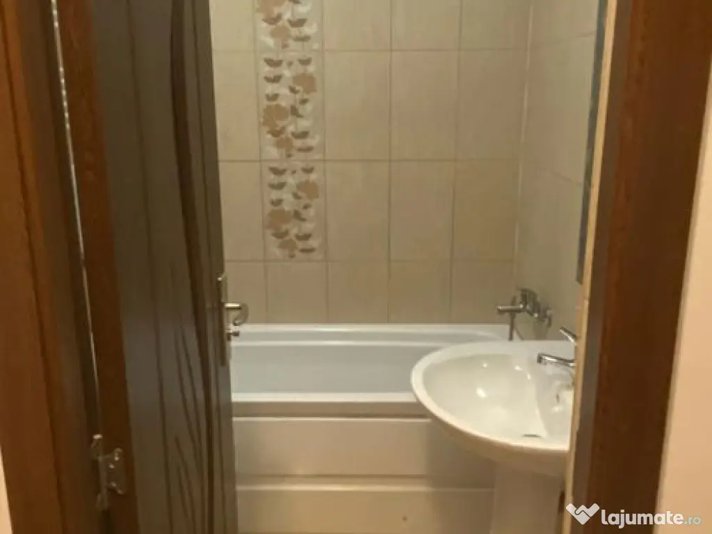 2 camere semidecomandat | Bloc 2014 | Centrală proprie |... 