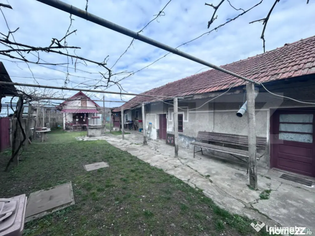 Casa cu Anexe-Bld Ecaterina 