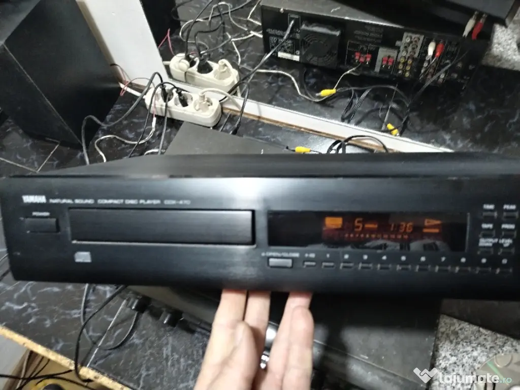 CD player Yamaha cdx-470 