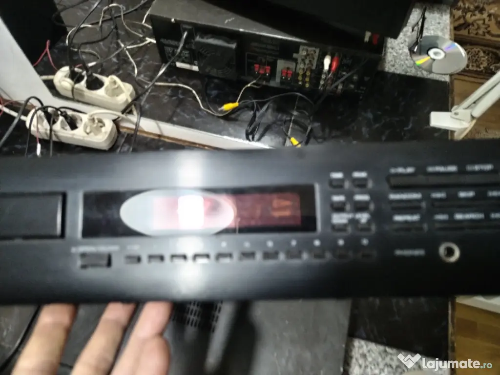 CD player Yamaha cdx-470 