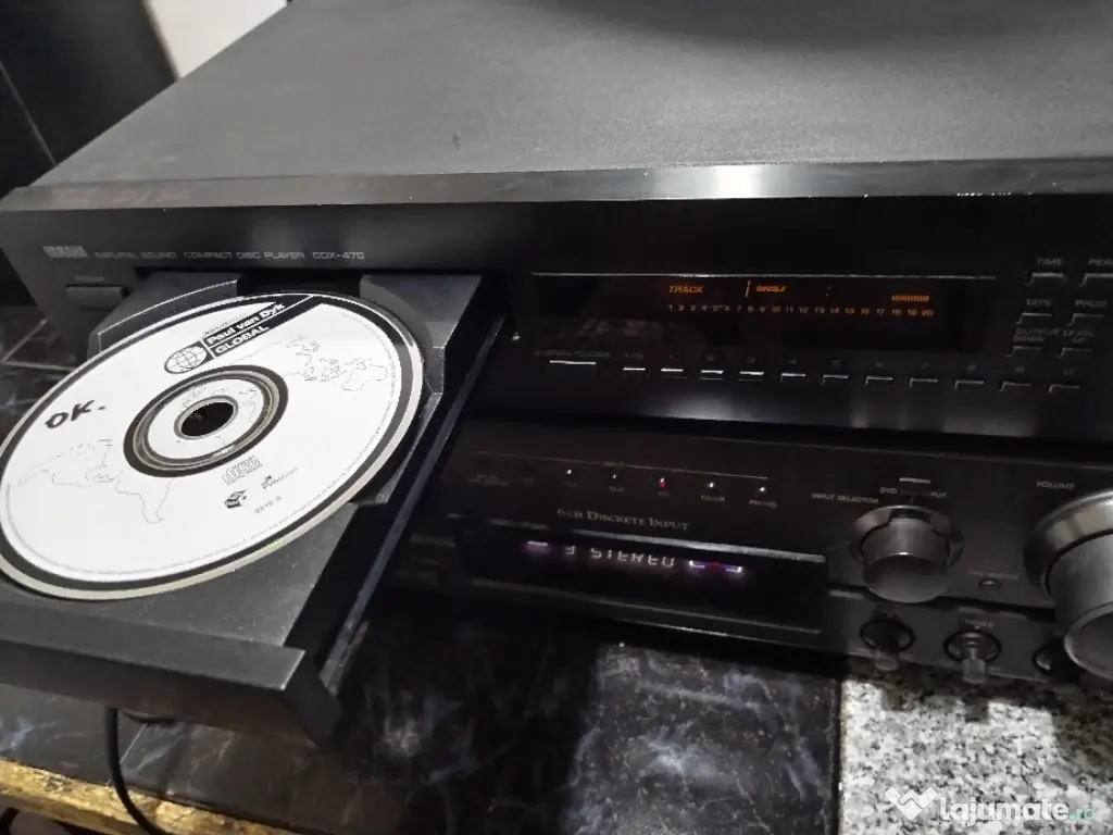 CD player Yamaha cdx-470 