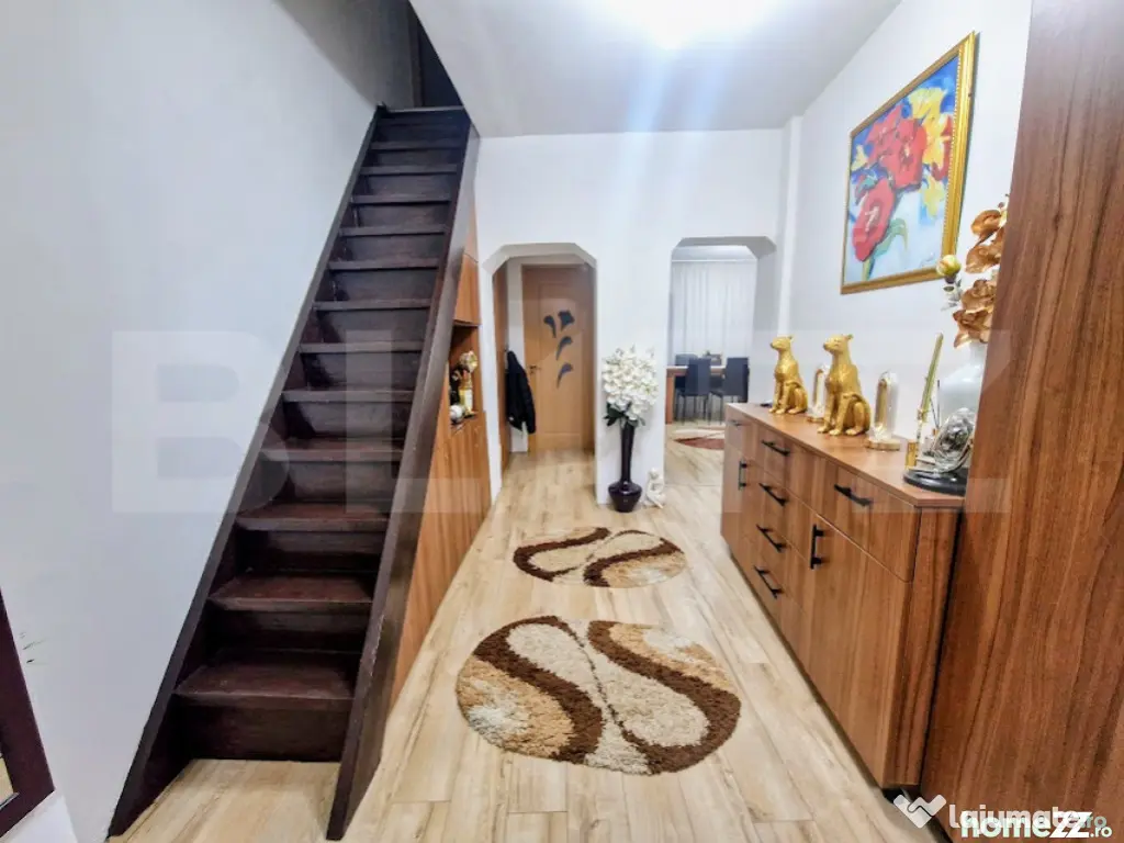 Apartament la casă cu curte privată - Velenta 