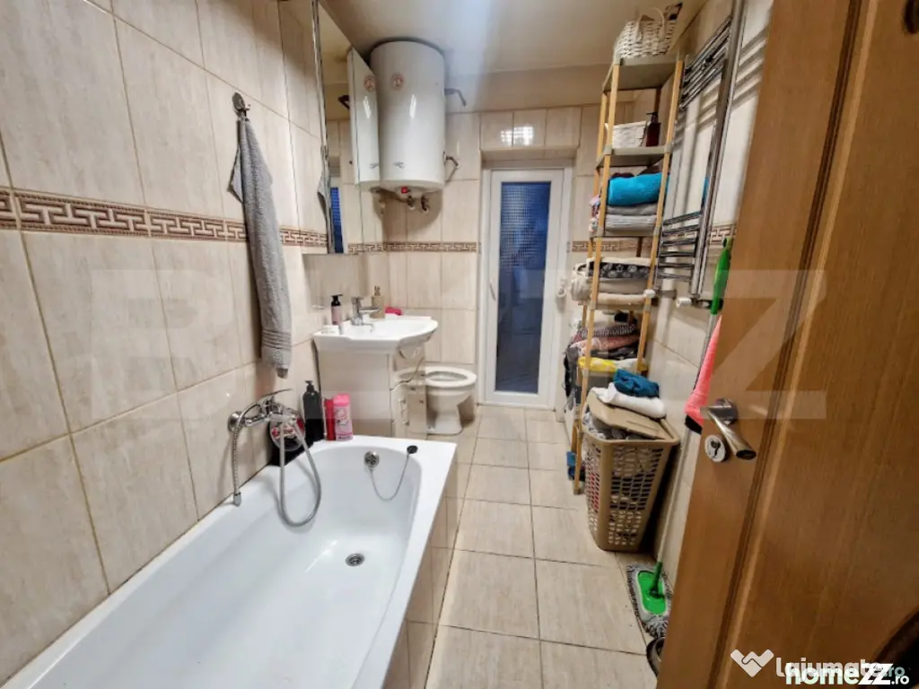 Apartament la casă cu curte privată - Velenta 