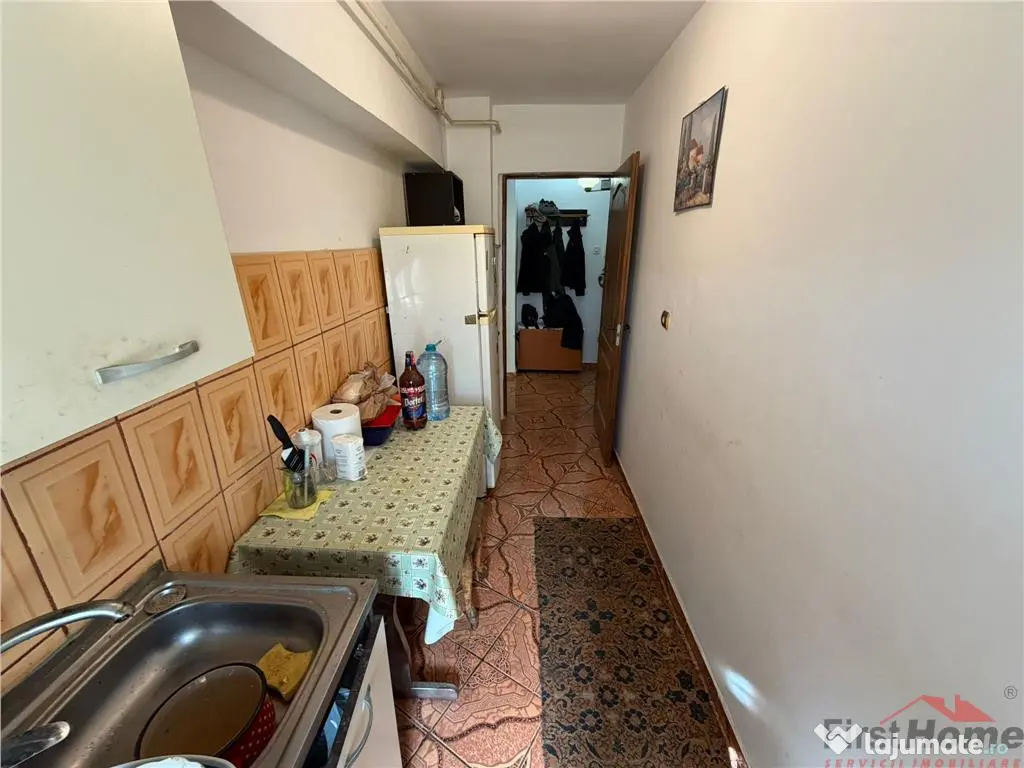 Garsoniera de , 44mp, etaj 2, zona Brailei 