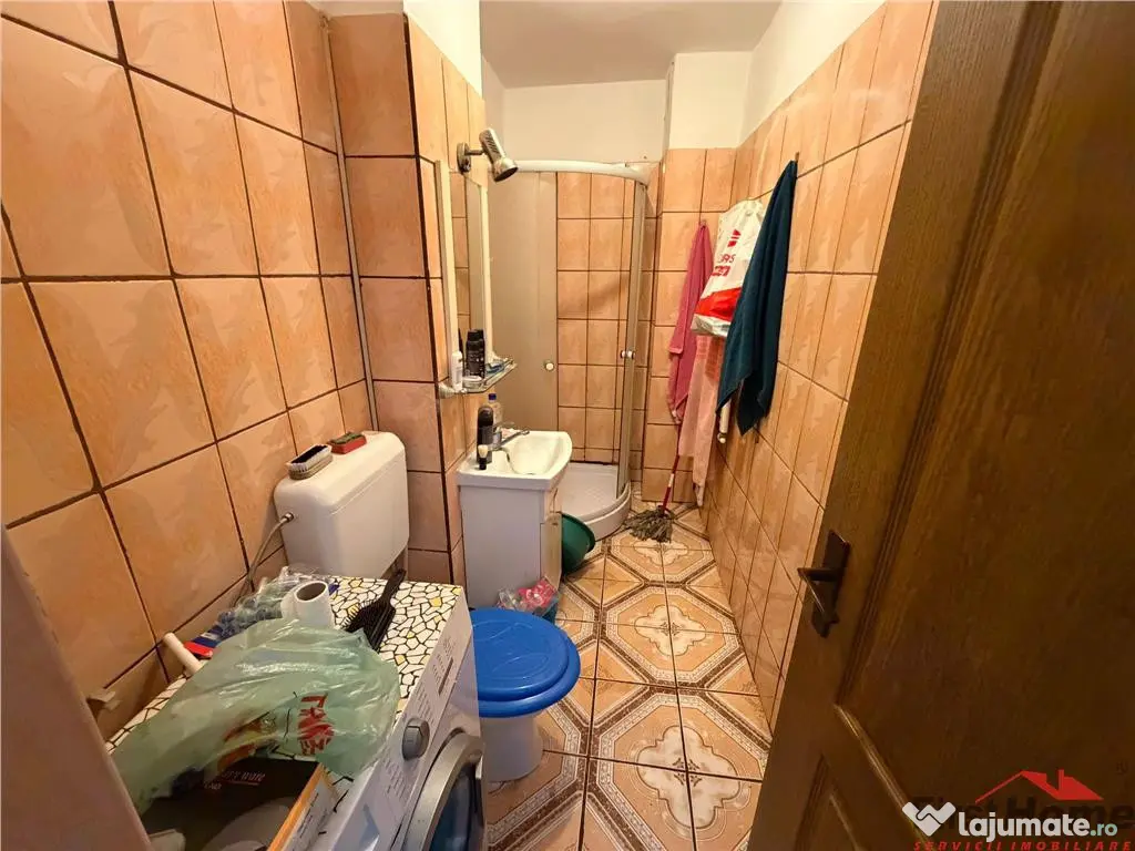 Garsoniera de , 44mp, etaj 2, zona Brailei 