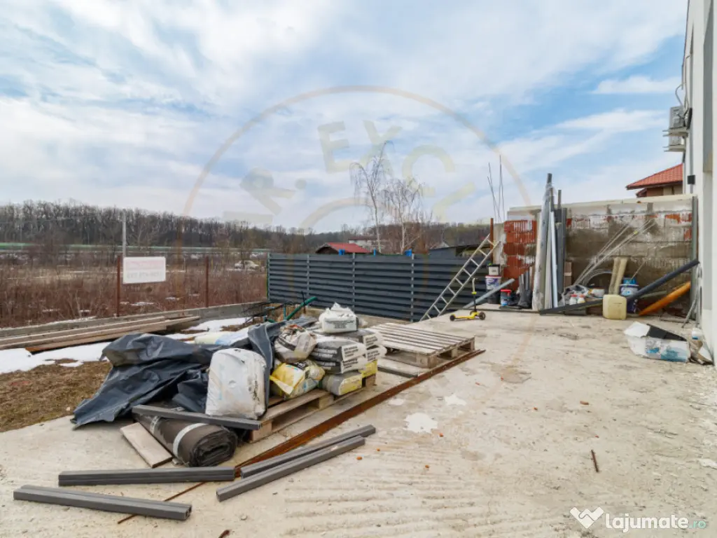 Casa Corbeanca P+1 cu 3 dormitoare si curte generoasa, teras 