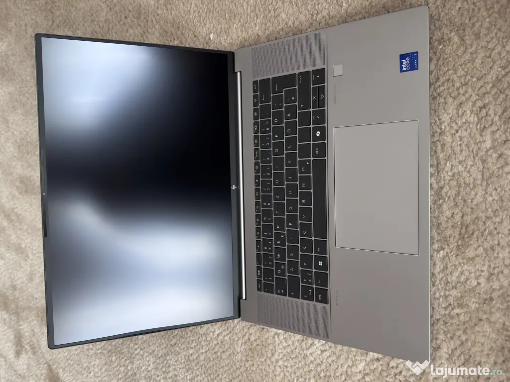 HP Z Book Studio 16 G11 Intel Ultra 7 165H 