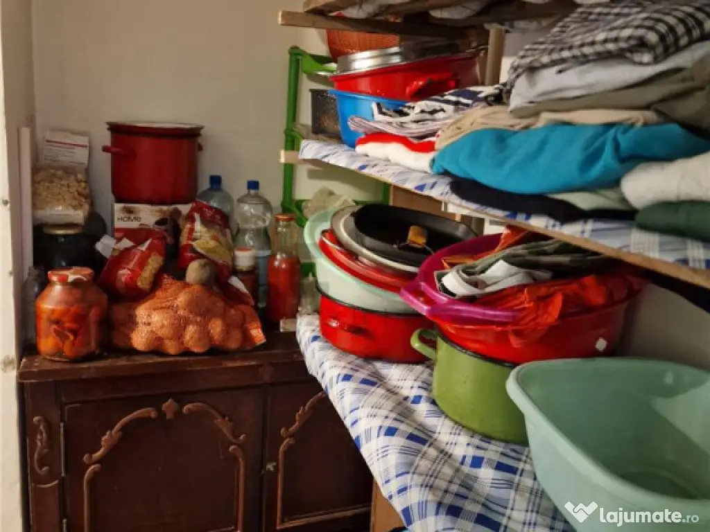 Teren mare cu 2 case in Sabolciu, com. Sacadat 