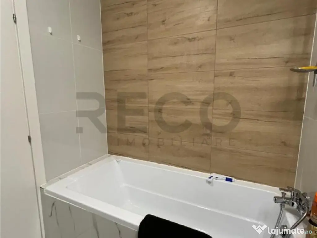 RECO Apartament de 3 camere in bloc nou Prima Universitatii 