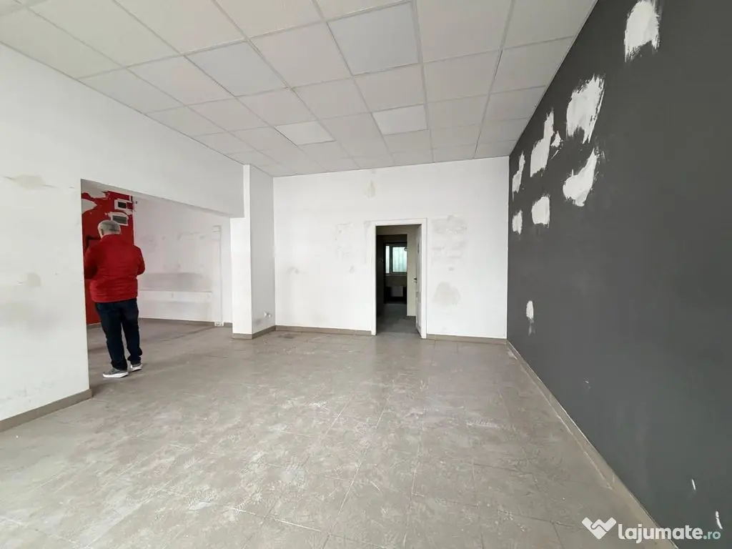 Zona Nerva Traian - Cotavian Goga 80 mp trafic intens 