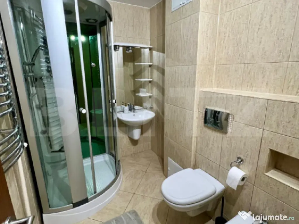 Apartament 3 camere decomandate, 65 mp, modernizat, zona-Cra 