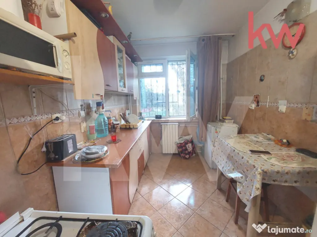 Apartament 2 camere semidecomandat • parter • Nicolae Ti