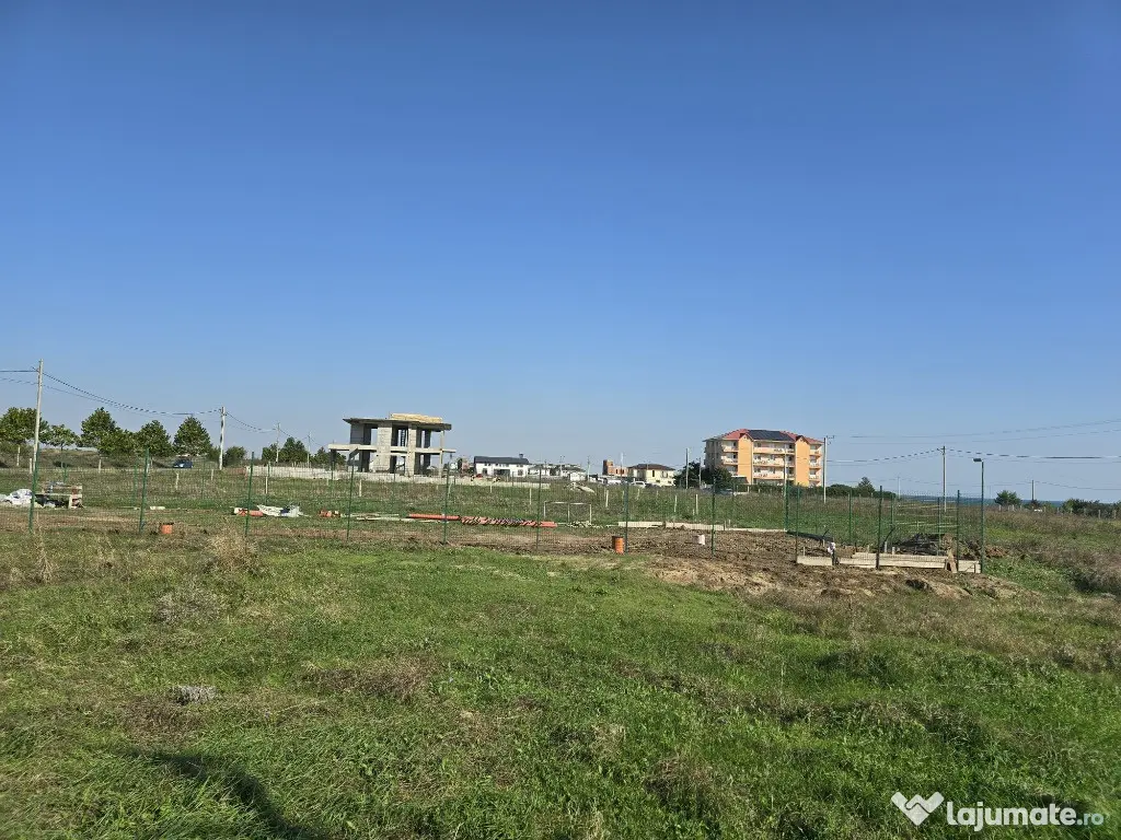 Vanzari terenuri in Costinesti randul 2 de la Marea Neagra 