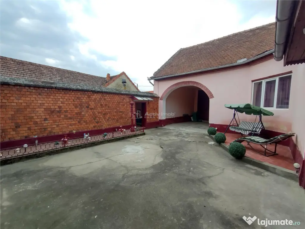 Racasdia, Casa Moderna, 174MP cu Teren 1104MP, Pret Negociab 